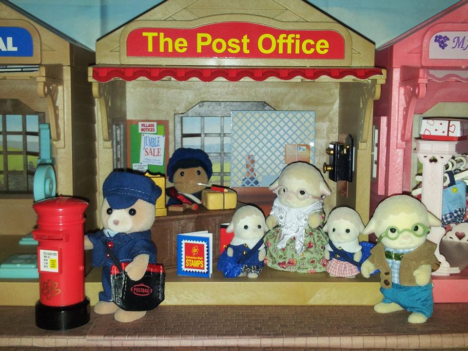 Sylvanian Families UK Post Office Tomy Samuel Stamp Meadows Mouse Postman Pete Petite Dale Sheep Family Grandparents