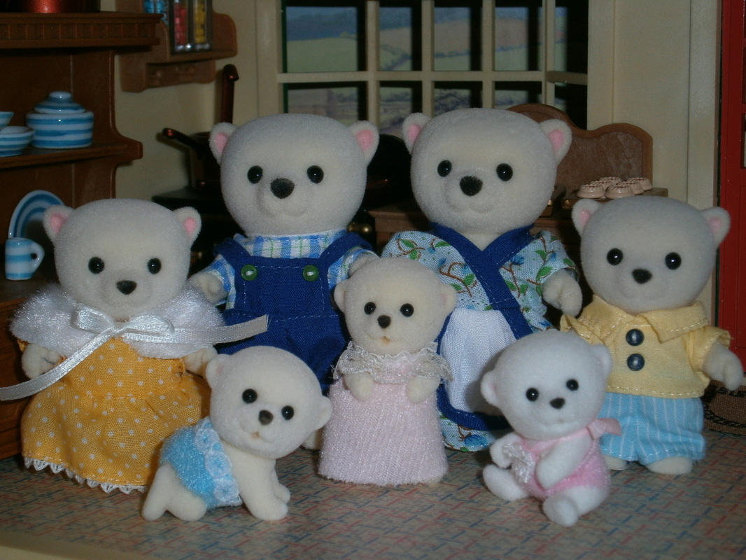 sylvanian families polar bear family