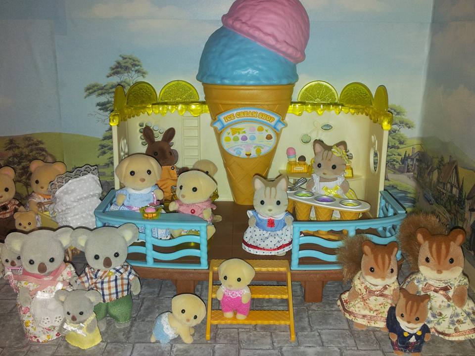 seaside ice cream shop sylvanian families