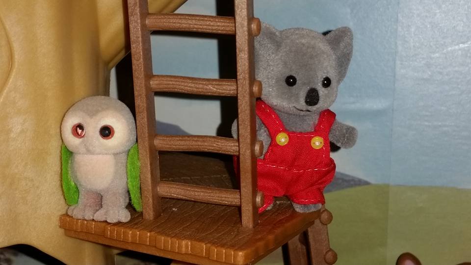 Sylvanian Families UK Treehouse Billabong Koala Plume Owl Flair EPOCH