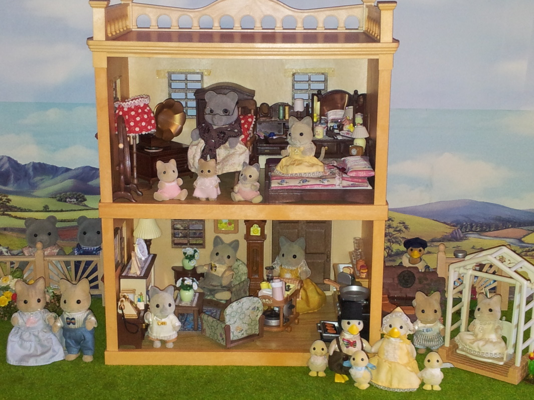 Sylvanian Families UK Urban Life Pink Corner House Solitaire Siamese Cats Catwood Tabby Cats Puddleford Ducks JP